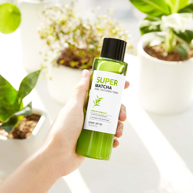 Green, 150ml bottle of SomeByMi Super Matcha Pore Tightening Toner.