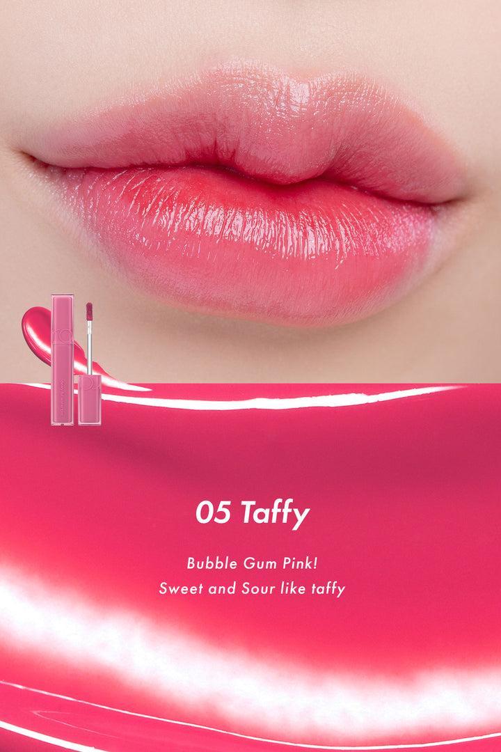 Romand Dewyful Water Tint, a 5g lip tint with a dewy finish for a natural-looking flush of color.