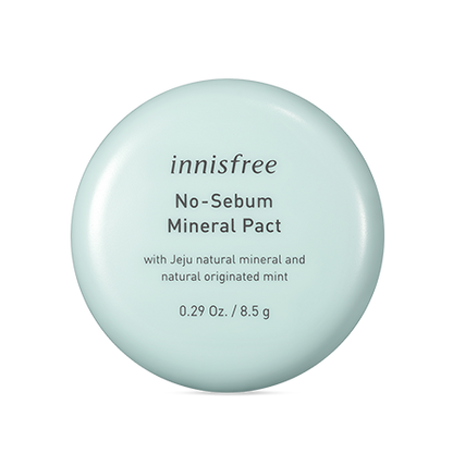 Innisfree No-Sebum Mineral Pact, a compact for setting makeup and controlling shine (8.5g)