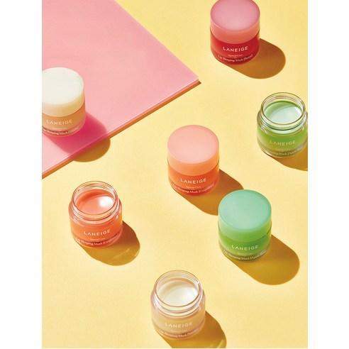 Laneige Lip Sleeping Mask EX in Mint Choco flavor. A 20g jar of lip balm designed to hydrate and soften lips overnight. 