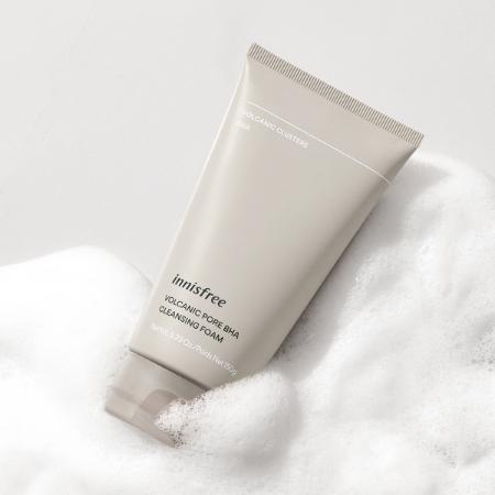 Innisfree Volcanic BHA Pore Clearing Facial Foam. This 150ml daily cleanser contains volcanic clusters and salicylic acid to help clear pores, remove impurities, absorb excess oil, and gently exfoliate.