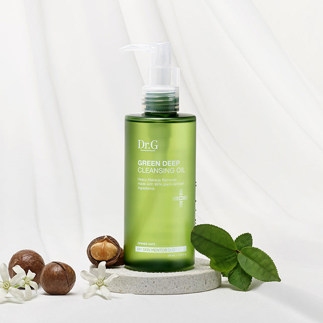 210ml bottle of Dr.G Green Deep Cleansing Oil, a plant-based oil for removing makeup and cleansing the face.