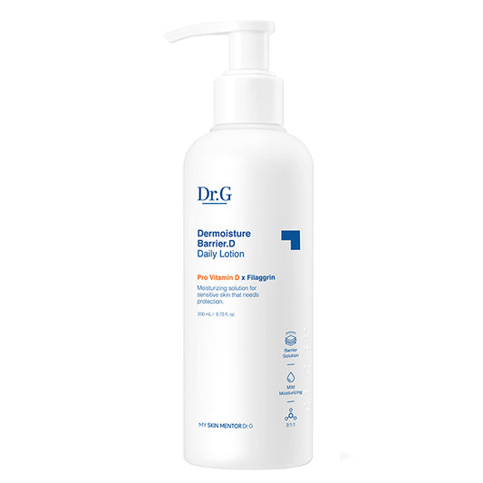 Dr.G Dermoisture Barrier D Daily Lotion, 200ml bottle. This hypoallergenic lotion hydrates and strengthens the skin barrier for all skin types, including sensitive skin.