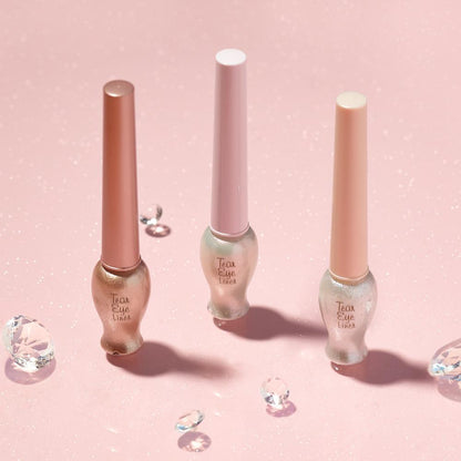 Etudehouse Tear Eye Liner in white with sparkling pearls for a dazzling eye look.