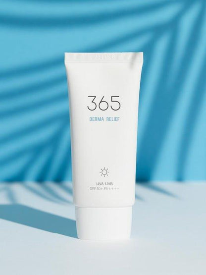 Roundlab 365 Derma Relief Sun Cream, 50ml tube. Physical, non-nano sunscreen for sensitive skin. SPF 50+ PA++++ UVA/UVB and blue light protection. 