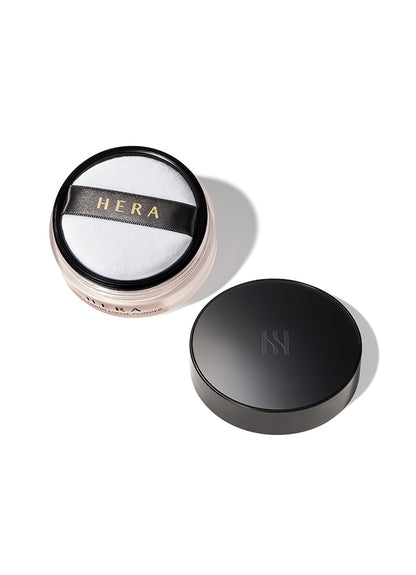 Hera Soft Finish Loose Powder, a 15g jar of finely milled powder for a matte finish.