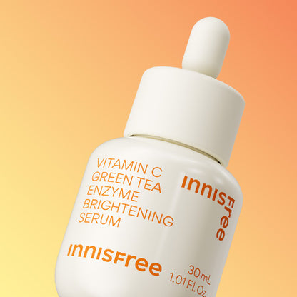 Innisfree Vitamin C Green Tea Enzyme Brightening Serum, 30ml bottle for visibly brighter and smoother skin.