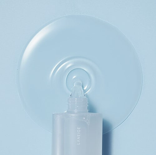 Laneige Water Bank Blue Hyaluronic Cleansing Oil, a 250ml bottle of blue cleansing oil.