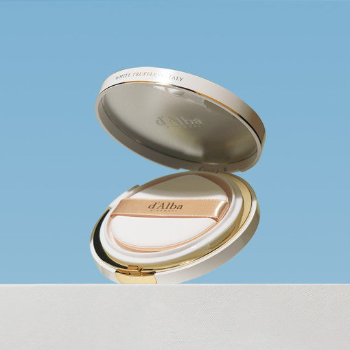 d'Alba Waterfull Fresh Sun Cushion, a 25g moisturizing sunscreen cushion for light, refreshing sun protection.