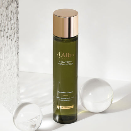 d'Alba vegan toner for balancing and hydrating the skin, formulated with Italian white truffle extract and ceramides. (150ml)