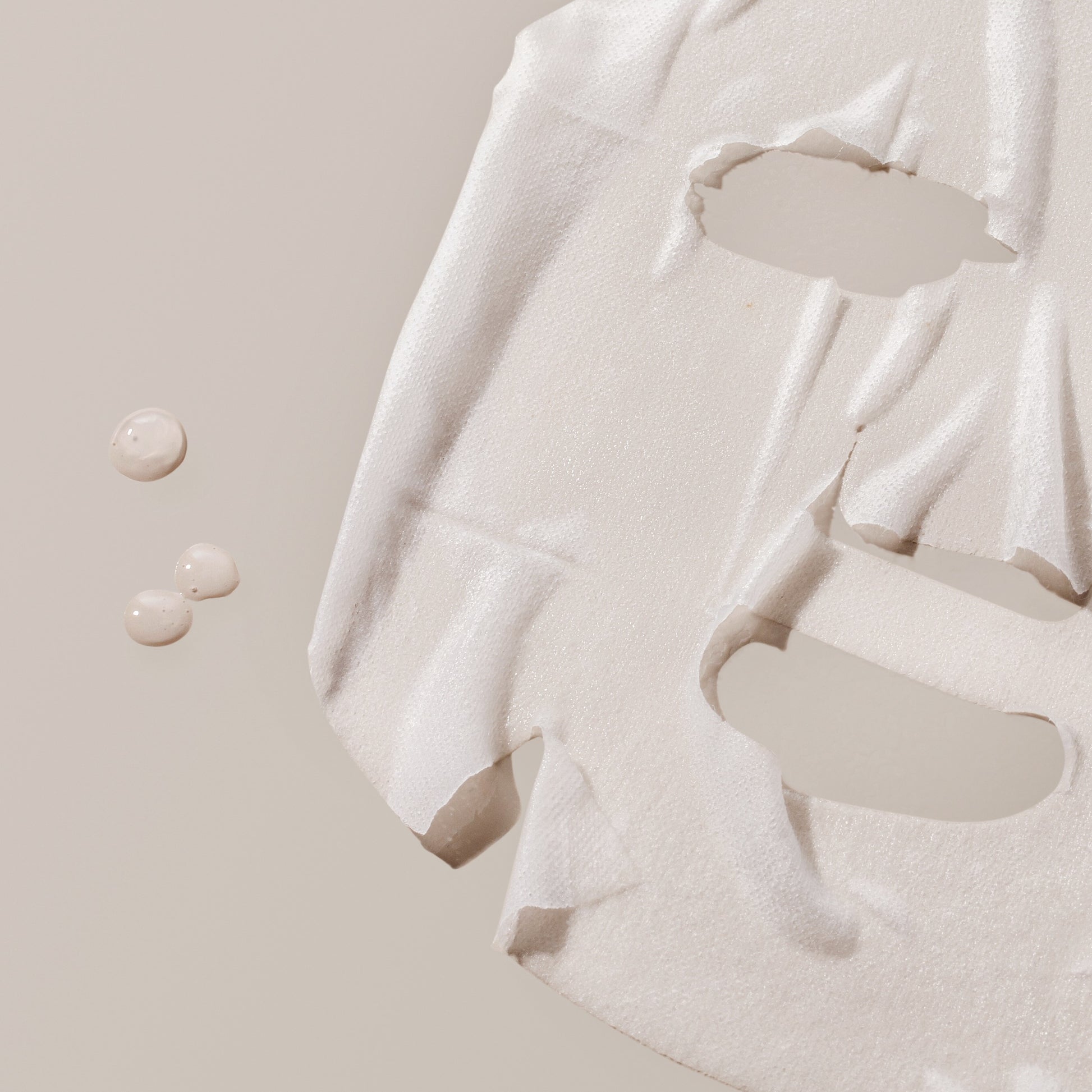 d'Alba white truffle sheet masks, enriched with antioxidants and nourishing ingredients to hydrate and revitalize skin.