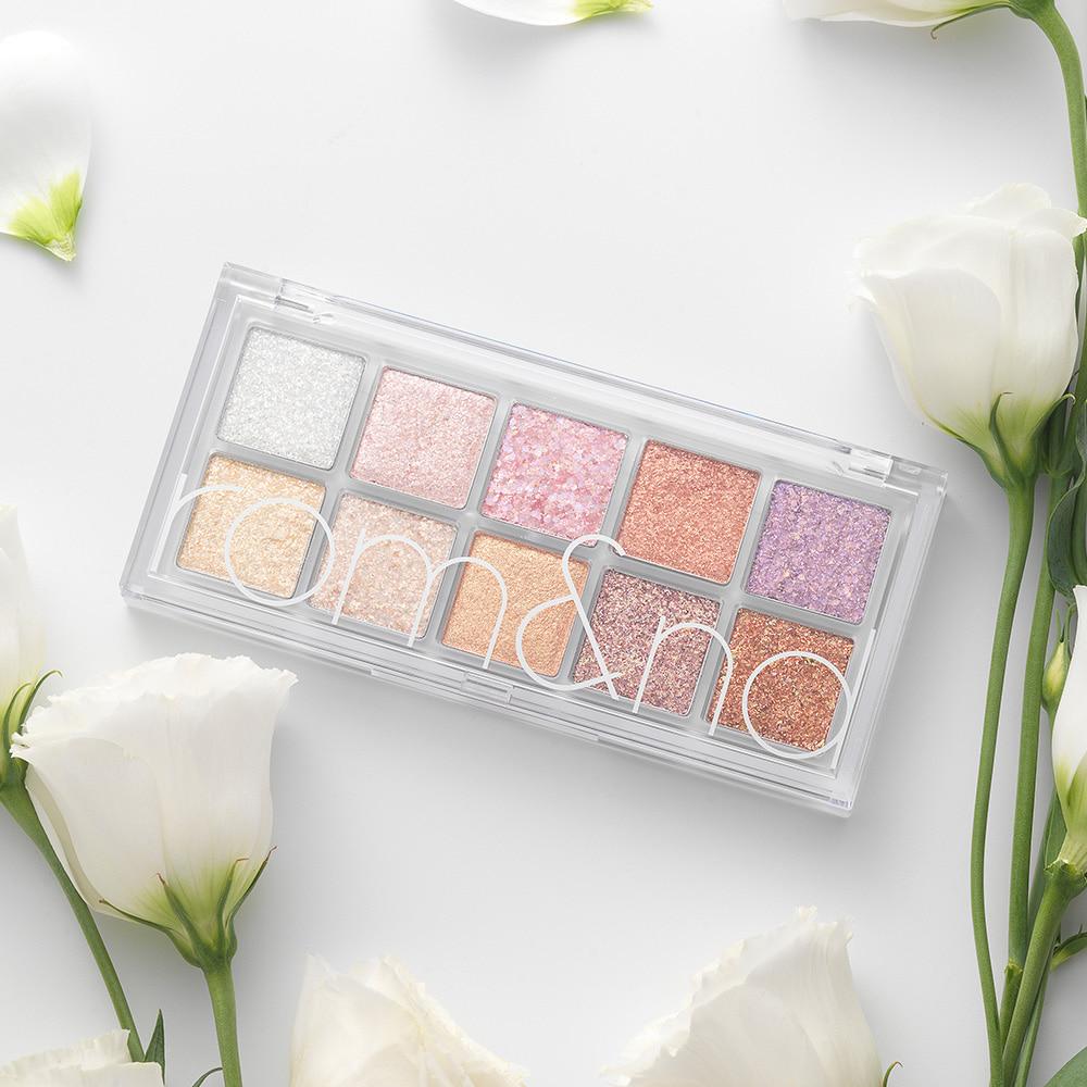 ROMAND Better Than Palette, a 6g eyeshadow palette in "Light & Glitter Garden" with matte and glitter shades for creating a variety of eye looks. Part of "The Secret Garden" collection.