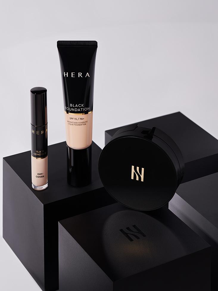 HERABLACK CUSHION SPF34/PA++23N1ファンデーション Hera] BLACK CUSHION SPF 34 ⁄ PA++ - No. 21N1 VANILLA 15g x 2ea